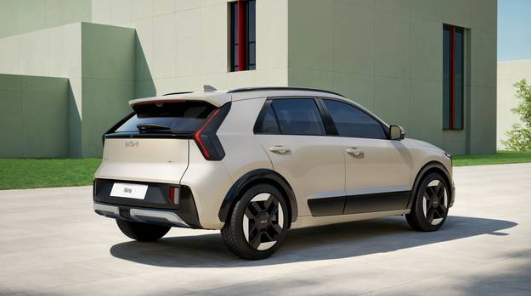 고유가 시대의 현명한 선택? 니로 하이브리드, 25.6km/L 연비와 가족 만족도 모두 잡았다